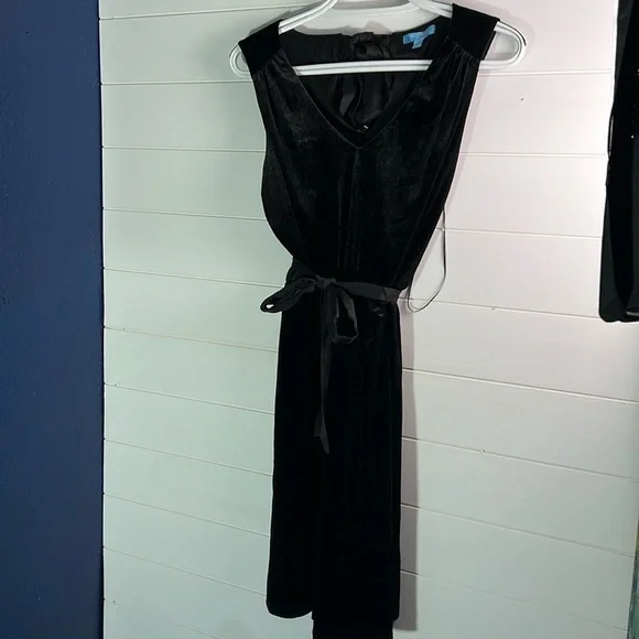 Draper James large velvet black dress. MN80 - Picture 1 of 6
